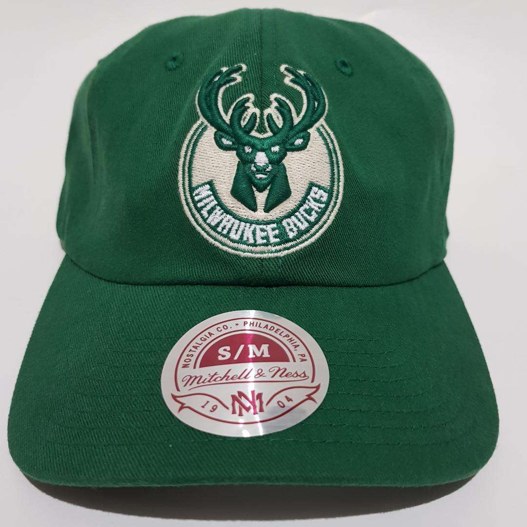 milwaukee bucks hat nike