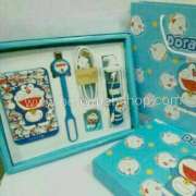 Paket Box Power Bank Doraemon Photo