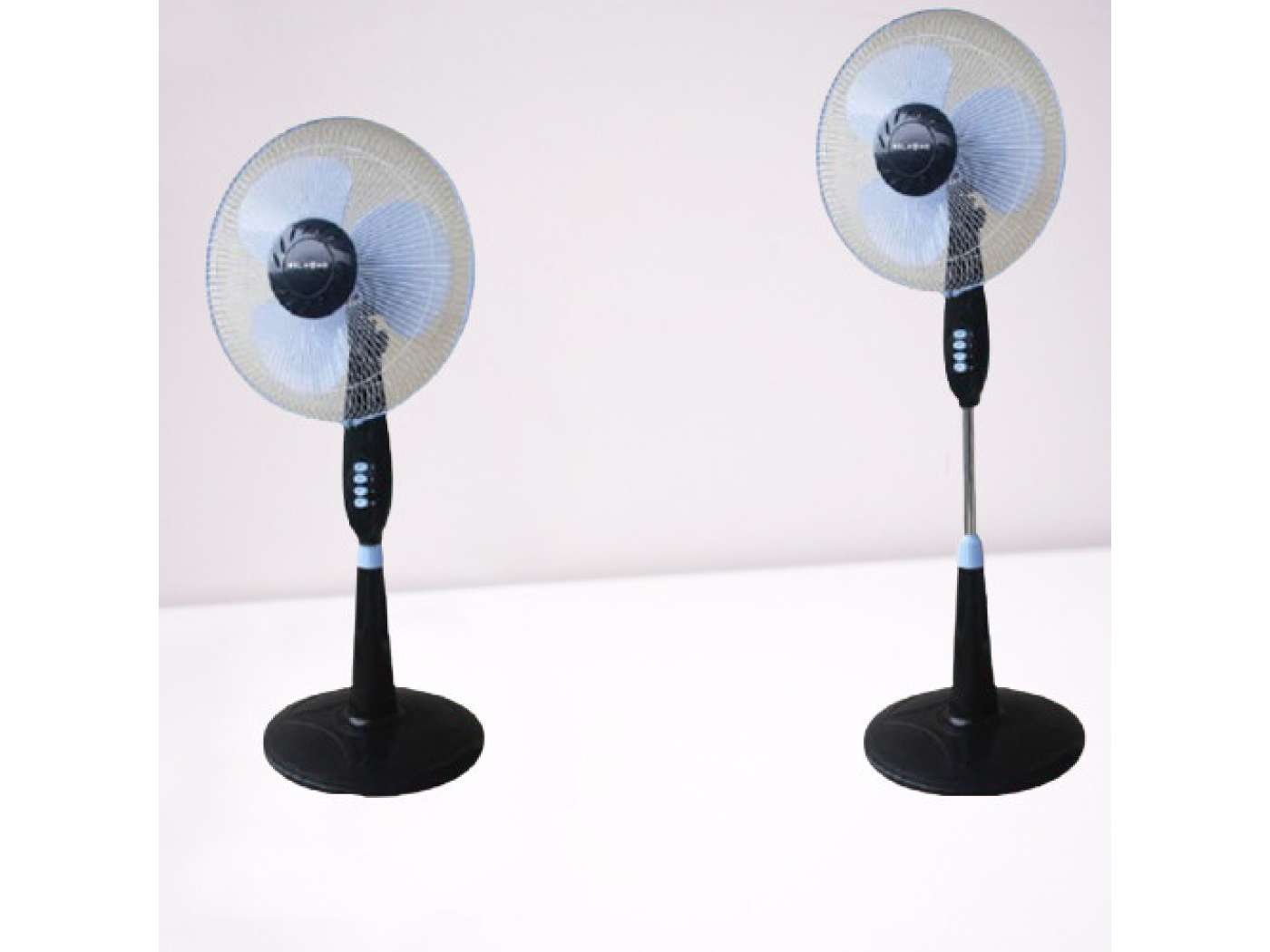 Kipas Angin Berdiri WELHOME WH-1681 - Stand Fan 16inch