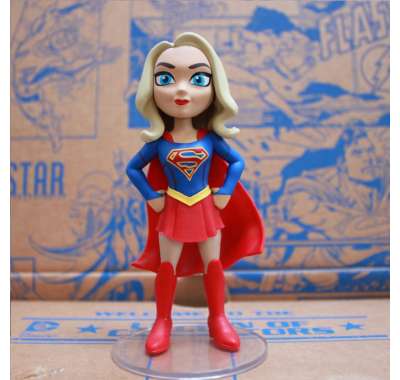 supergirl comic figur