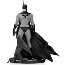 Statue: DC Comic - Batman Black & White (by Michael Turner) Photo