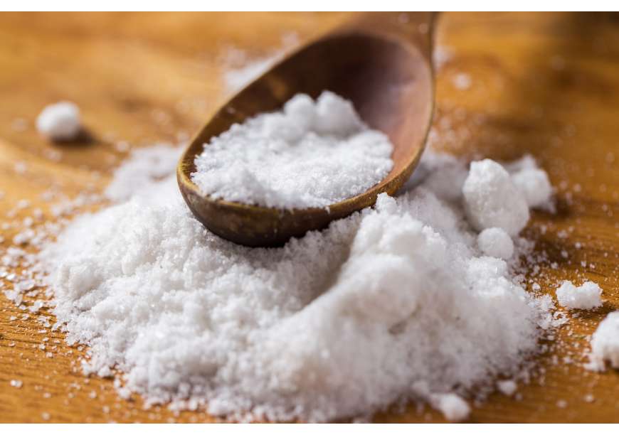6 Manfaat Merendam Kaki dengan Garam